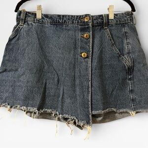 Zara dark denim jean skort size L